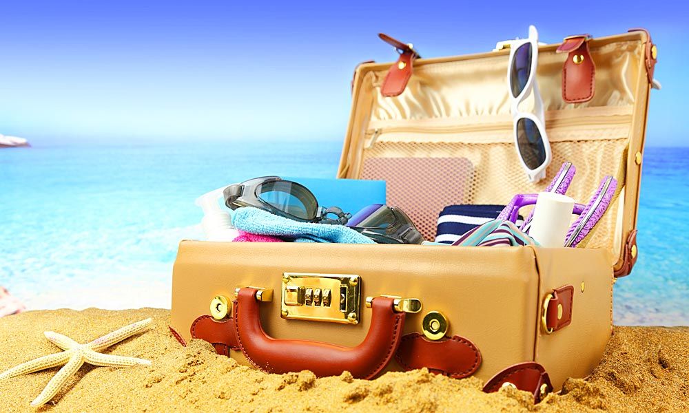 summer-suitcase-packing-tips-1